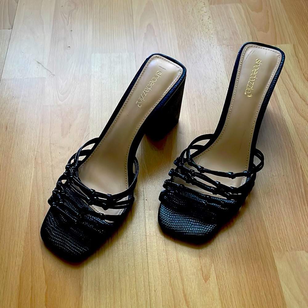 Elegant & Simple Heels